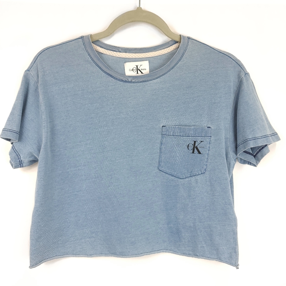 Calvin Klein 90’s Oversized Cropped Top